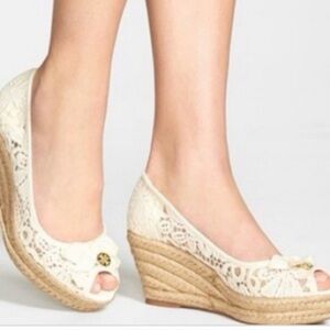 Tory Burch Cream Lace Wedges Size 7 US